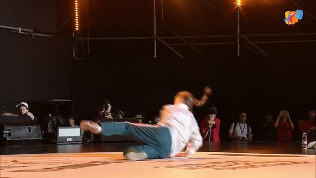 Round Robin Top 16 Vavi vs MadMax - WDSF World Breaking Championship смотреть онлайн