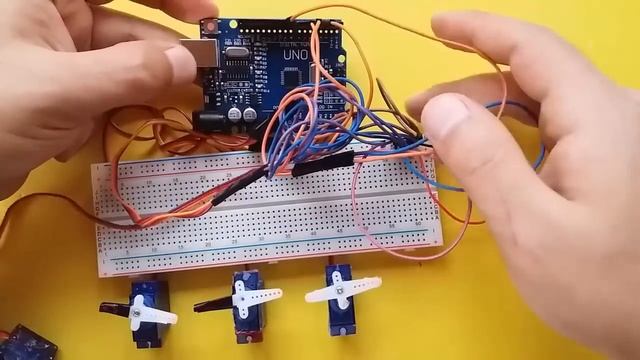 Multi Servo Motor Control via Bluetooth Using Android App | Arduino and App Inventor
