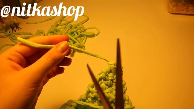 Ушки для корзинки из трикотажной пряжи