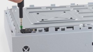 Новости Xbox One #100: Летнее обновление прошивки, обзор Xbox One S