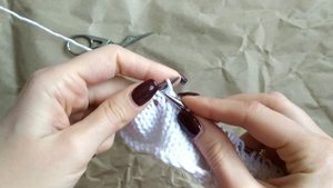 Как сделать дырочки на вязаном полотне? / Лакшери рвань или бомж стайл
