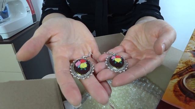 Новогодняя посылка от Подписчицы ) Купила кучу новых книг о шитье! Блог - VLOG смотреть онлайн