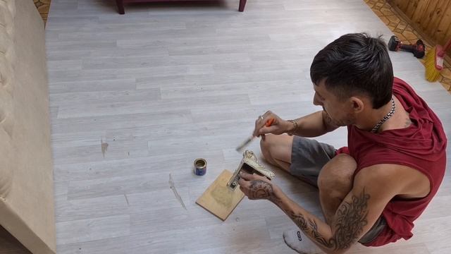 Наносим золотую патину своими руками. Как нанести патину легко. Наносим патину кисточкой смотреть онлайн