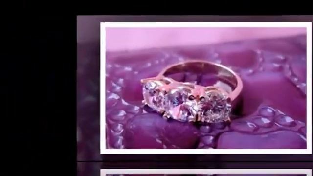 Кольцо с тремя камнями смотреть онлайн