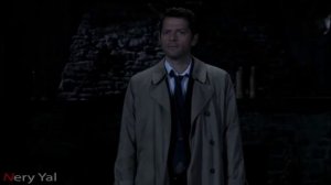 Кастиэль даёт отпор Рафаилу с помощью душ из ада. Кастиэль попадает в ловушку парней