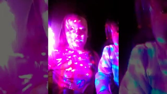 Светящейся прибор для вечеринки Маша и Я минусы и плюсы смотреть всем!!!!!приятного вам просмотра!! смотреть онлайн