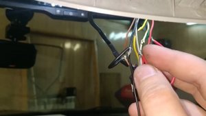 Установка видеокамеры заднего вида вместо штатной.