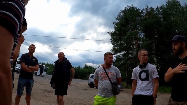 Гуляй город. Часть 1. Добираемся до Фестиваля. БОИ 600 на 600! Полковник Квачков! ОКОЛОФУТБОЛ! смотреть онлайн