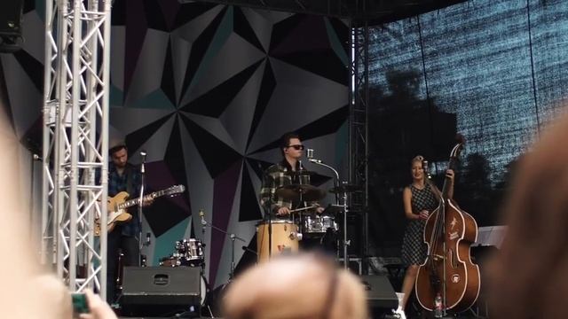 ЛЕТО В ЮРМАЛЕ - SUMMER IN JURMALA смотреть онлайн