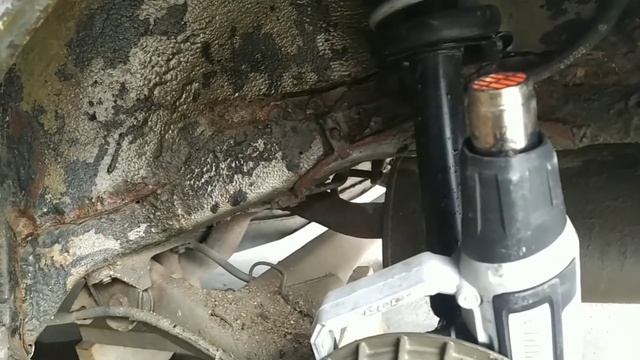 Шумоизоляция колёсных арок. ВАЗ 2110-12