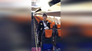 Горячие гламурные стюардессы-  полет с ними безопасный и приятный