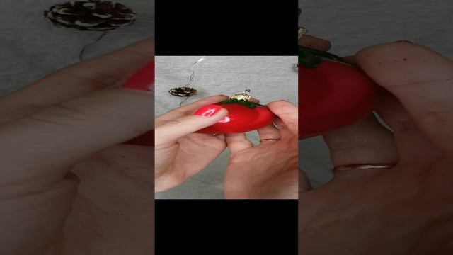 Арт. A2769 Распаковка  Формовая игрушка из Польши «Половинка помидора»