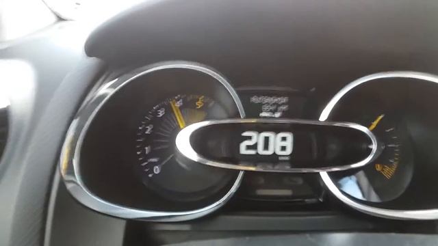 Renault Clio IV 1.5 Dci ex 75 cv chipbox Autobahn top speed 208 km/h смотреть онлайн