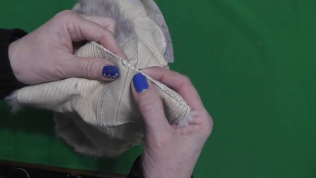 Как пошить норковый воротник | Меняем воротник на норковой шубе смотреть онлайн