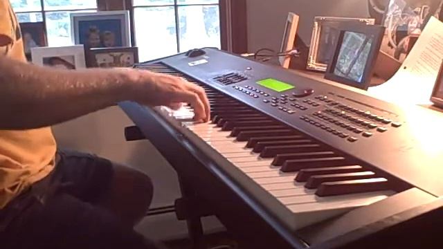 Riders on the Storm solo using Yamaha S90 смотреть онлайн