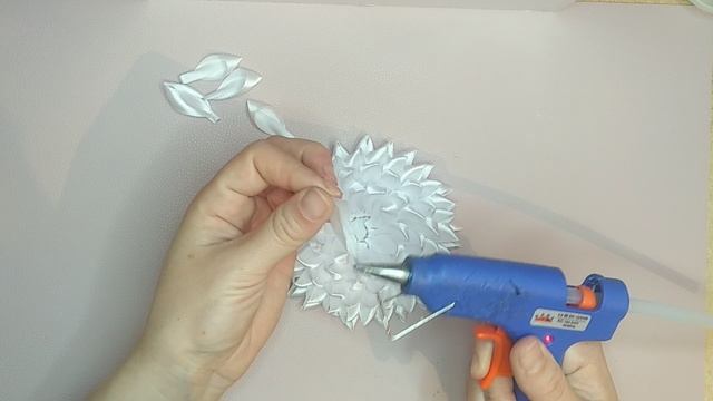 Бантики из атласной ленты 12 мм.