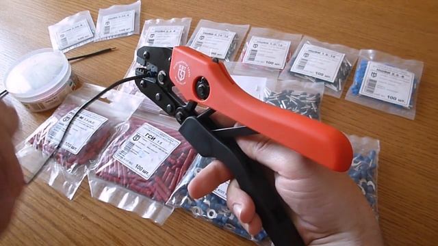 Кримпер CTK-12 (КВТ) для обжима наконечников сечением 0.25-2.5 мм² смотреть онлайн