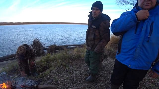 РЫБАЛКА ! ЗАКРЫТИЕ СЕЗОНА 2021! ЖИЗНЬ В ПАЛАТКЕ С ПЕЧКОЙ НА РЕКЕ 4 -ро СУТОК, РЫБАЦКАЯ КУХНЯ, ОТДЫХ смотреть онлайн