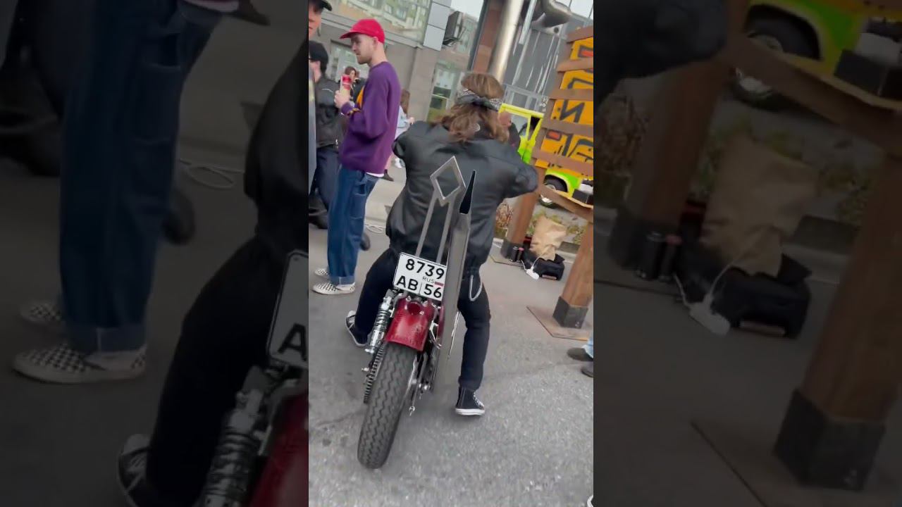 Не просто мопед смотреть онлайн