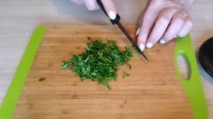 Салат из консервированной белой фасоли с копчёным окорочком и морковью по корейски. ???