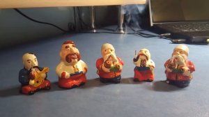 Курящие фигурки