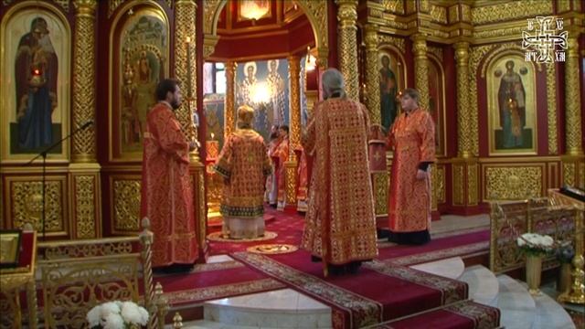 Божественная Литургия Пасхальным чином в Воскресенском кафедральном соборе - 26.09.18г. смотреть онлайн