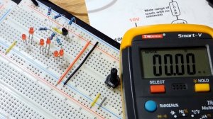 Transistor circuit 6 2N2222 NPN Bipolar Junction Transistor BJT Constant Current Source