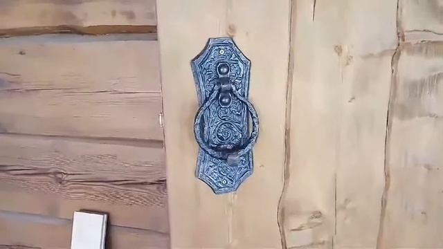 Кованая ручка для ворот, для усадьбы, для винного погреба. смотреть онлайн