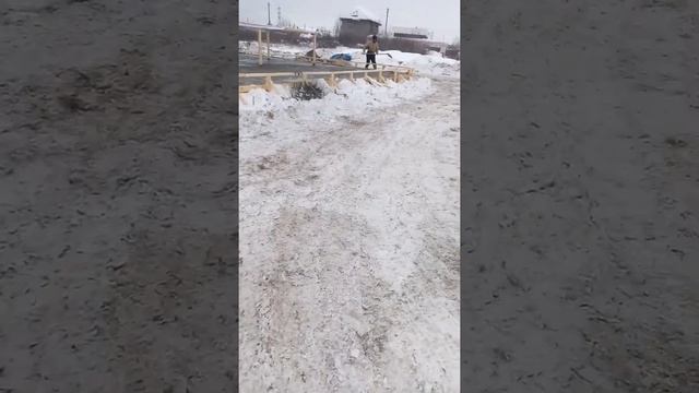Заливка фундамента в зимних условиях | смотреть онлайн