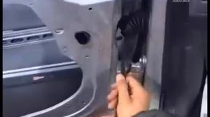 Mercedes B-Class W245 Door Removal and Full Disassembly