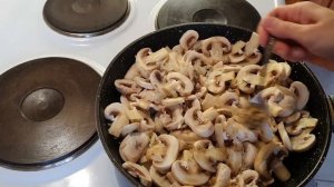 Сливочная подлива из Грибов Шампиньонов . Очень ВКУСНЫЙ рецепт с грибами .