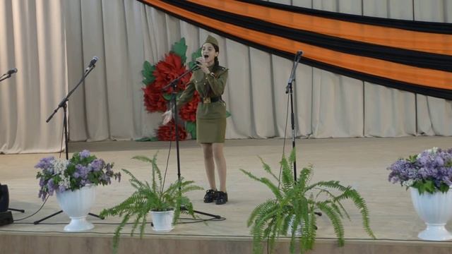 "Венский вальс" в исполнении Елены Поповой , автор и композитор Франц Ланнер и Иоган Штраус смотреть онлайн