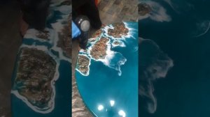 Как создать столешницу в виде бушующего моря с рельефом и пеной ?