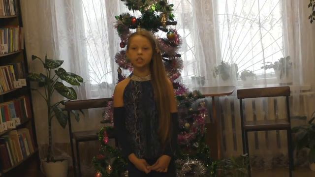 Страна читающая — Настя Бойко читает произведение «Зеркало и обезьяна» И. А. Крылова смотреть онлайн