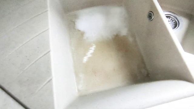 ОТМЫТЬ ГРЯЗНЮЩУЮ МОЙКУ! Кислородный отбеливатель отмывает все! Уборка на кухне