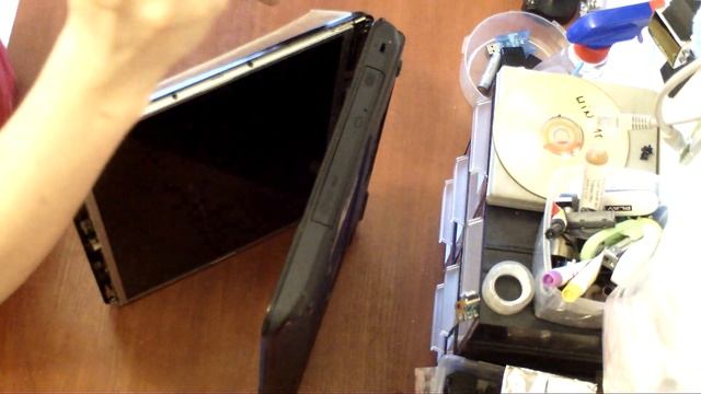 EMACHINES G725 demontaż matrycy | G725 screen replacement procedure смотреть онлайн