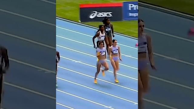 Эбби Штайнер снова выигрывает