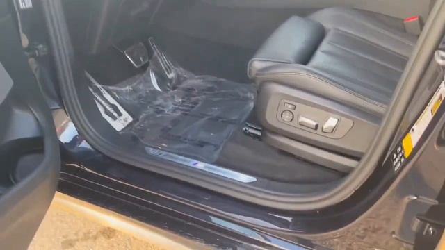 Отзыв из Екатеренбурга! Доставили Офигенный BMW X7 M 2019 года ! из США
