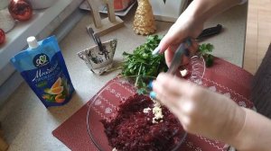 САЛАТ ИЗ БУРАКА -- БЮДЖЕТНЫЙ И ОЧЕНЬ ВКУСНЫЙ?