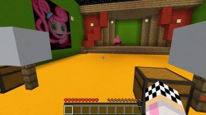 😲МАМА ДЛИННЫЕ НОГИ ЖИЛА Под НАШИМ ДОМОМ в Майнкрафте! Шеди Леска Нубик Кубик и Брок!