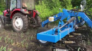 Технология внесения КАС 32 с подкормщиком ПЖУ. Трактор YTO 904.