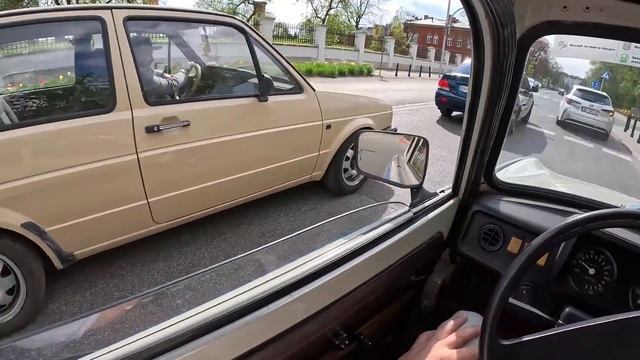 ТЕСТ ДРАЙВ 32 летнего ТРАБАНТ?ДИЗАЙН?ОБЗОР?ВОЖДЕНИЕ ОТ ПЕРВОГО ЛИЦА смотреть онлайн