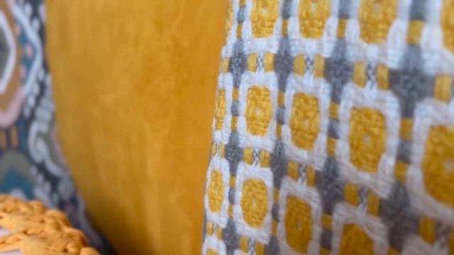 Подушки, торшер, бра, панно сделаны нашими руками? смотреть онлайн