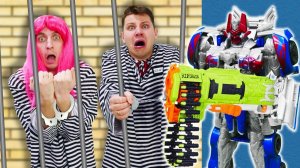 Смешные видео - Автоботы ловят Воришек! - Роботы Трансформеры в видео игре стрелялке Нерф