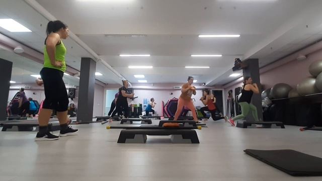 СИЛОВАЯ ТРЕНИРОВКА ЦЕЛОЕ ЗАНЯТИЕ / SUPER STRONG / КАРДИО ТРЕНИРОВКА смотреть онлайн