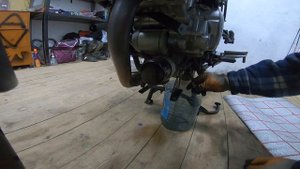 ? SUZUKI V-STROM 650xt Adventure 2017 | Мечта сбылась | Обслуживание (замена масла и тд)