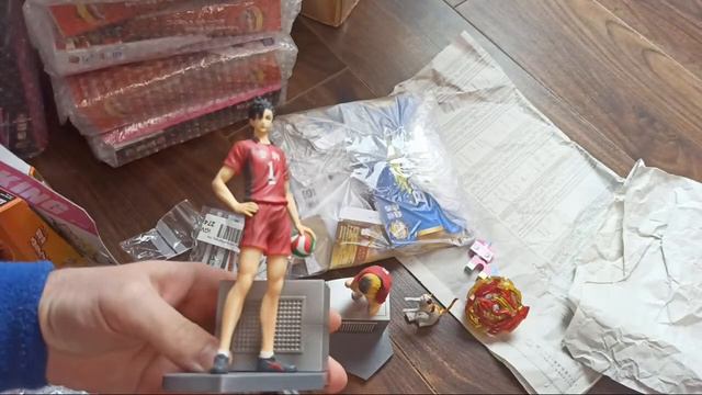 Посылка из Японии с Бейблейдами. Открываем и обсуждаем смотреть онлайн