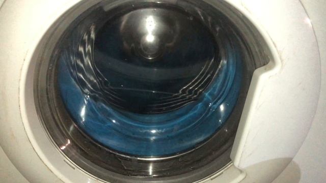 Стирка халатов/Samsung F813J/Ползунки 60*,800 об/мин смотреть онлайн