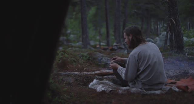 Поездка в Бушкрафт – изготовление рыболовного крючка и удочки смотреть онлайн