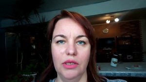 Как отучить собаку лазить по столам.